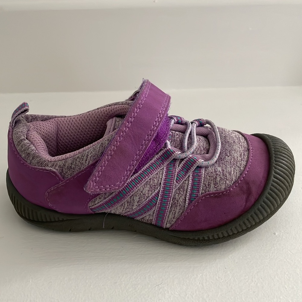 Osh Kosh B’gosh shoes - Picture 8 of 16